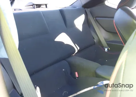 2015 Scion Fr-S z USA, uszkodzony, nr VIN JF1ZNAA19F9707551